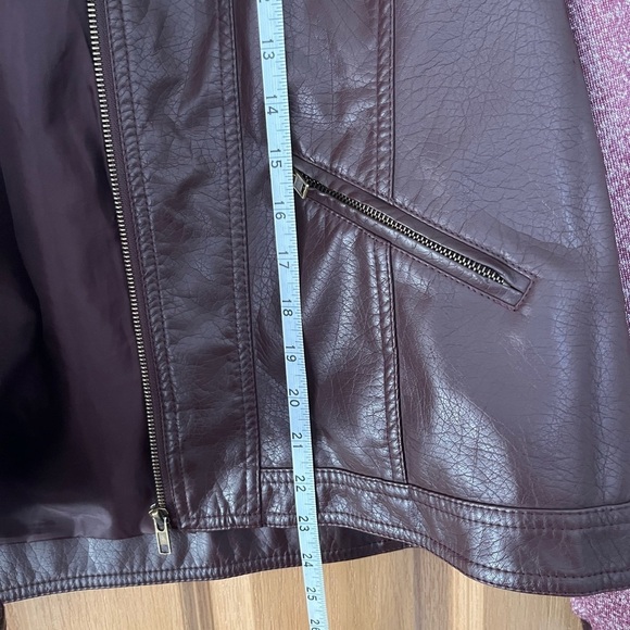 Jason Maxwell Jacket - Picture 8 of 9